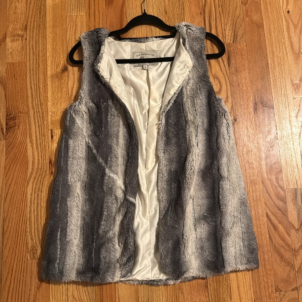 G.H. Bass Gray Faux Fur Vest
